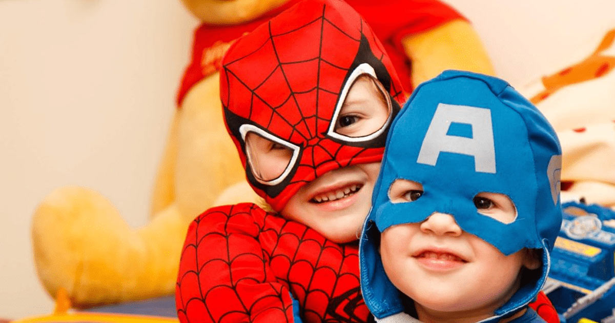 kids dressed as marvel characters